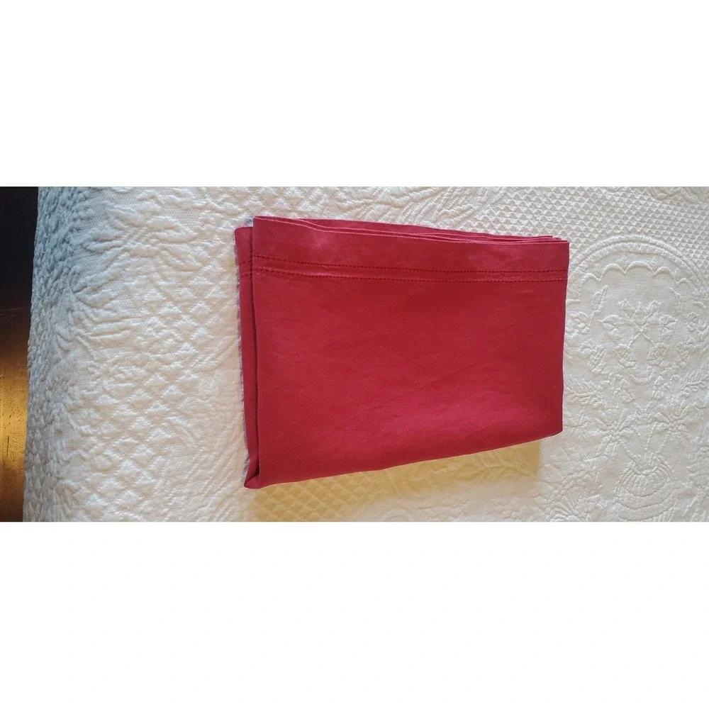Williams Sonoma 100% Linen Table Runner Rectangle 16 X‎ 104 Red